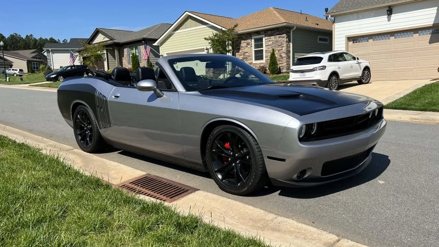 2016 Dodge Challenger 3rd Gen - Image 9 of 17