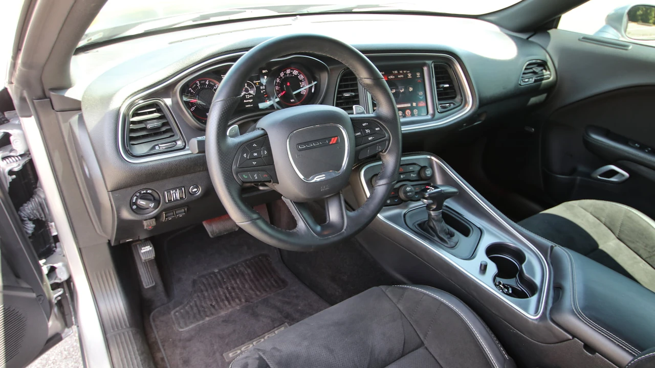 2016 Dodge Challenger 3rd Gen - Image 9 of 31