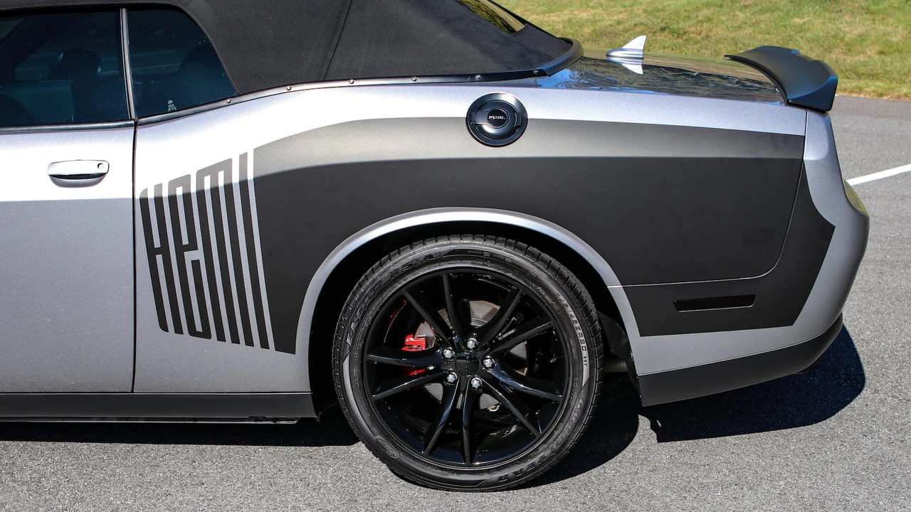 2016 Dodge Challenger 3rd Gen - Image 24 of 31