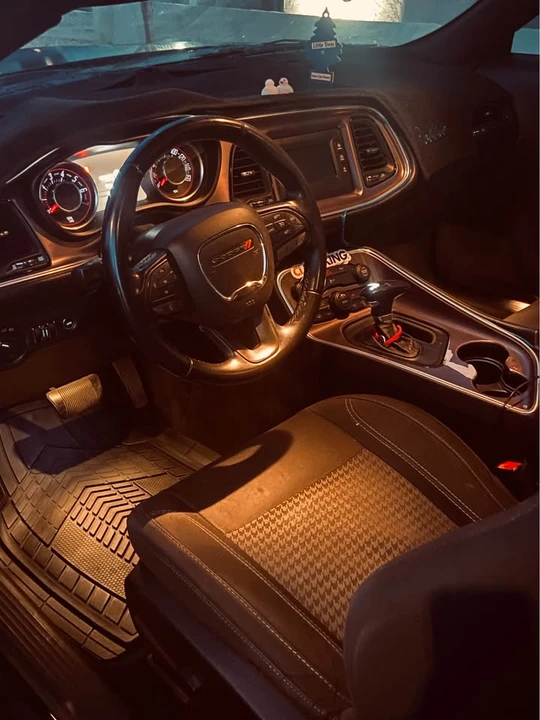 2016 Dodge Challenger 3rd Gen - Image 3 of 5