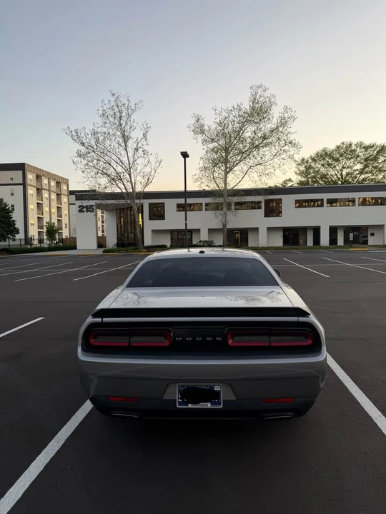 2016 Dodge Challenger 3rd Gen - Image 10 of 11