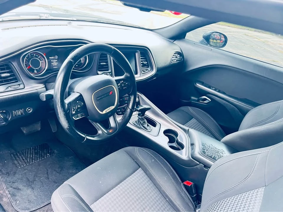2016 Dodge Challenger 3rd Gen - Image 9 of 15