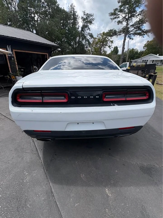 2016 Dodge Challenger 3rd Gen - Image 2 of 8