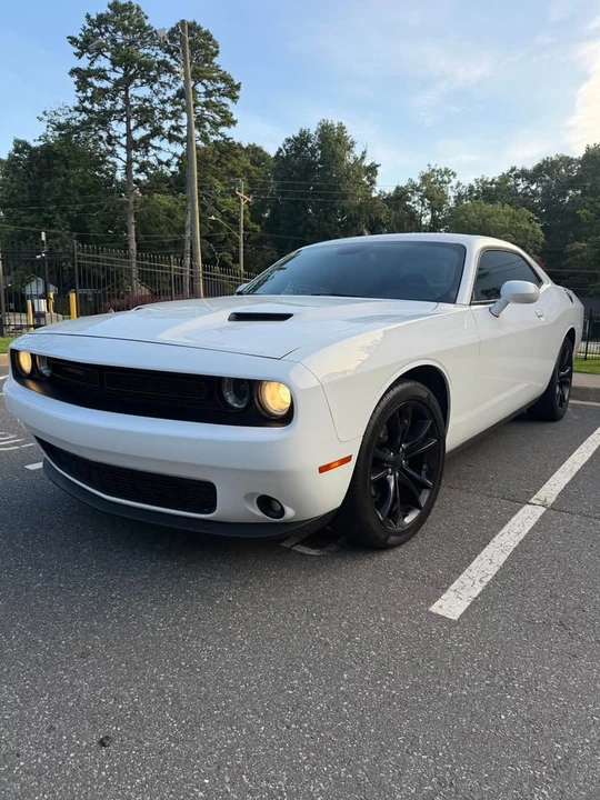 2016 Dodge Challenger 3rd Gen - Image 2 of 12