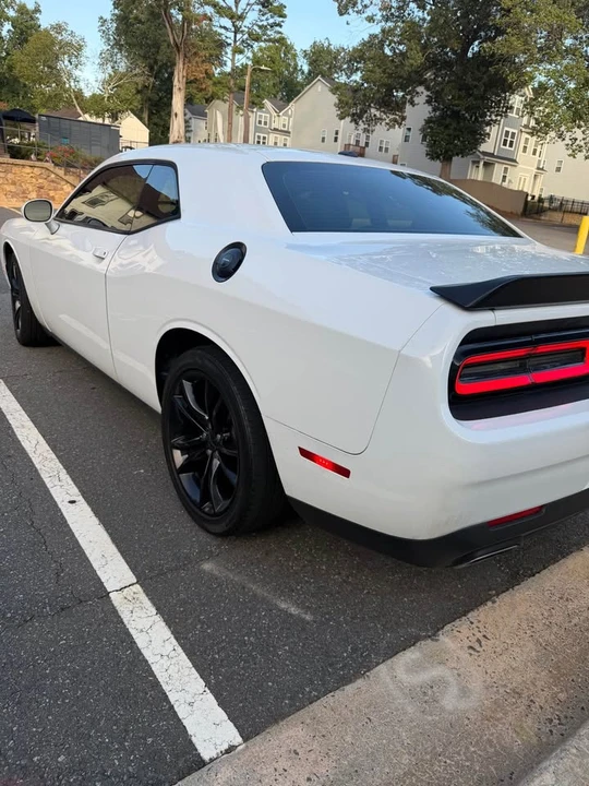 2016 Dodge Challenger 3rd Gen - Image 6 of 12