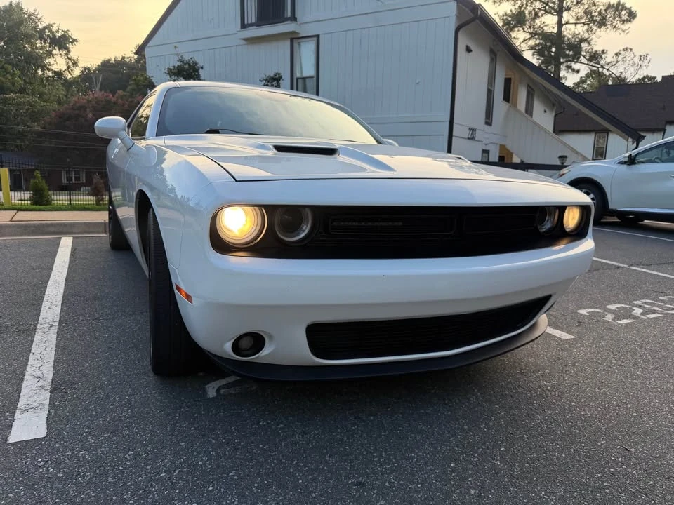 2016 Dodge Challenger 3rd Gen - Image 5 of 12