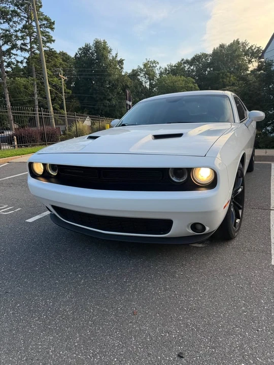 2016 Dodge Challenger 3rd Gen - Image 3 of 12