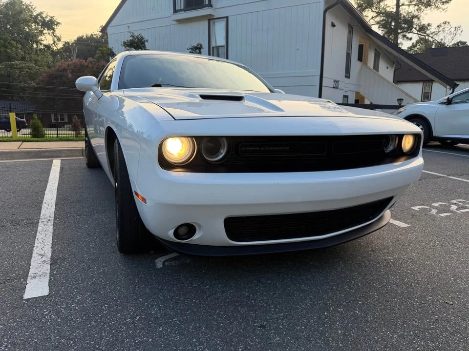 2016 Dodge Challenger 3rd Gen - Image 10 of 12