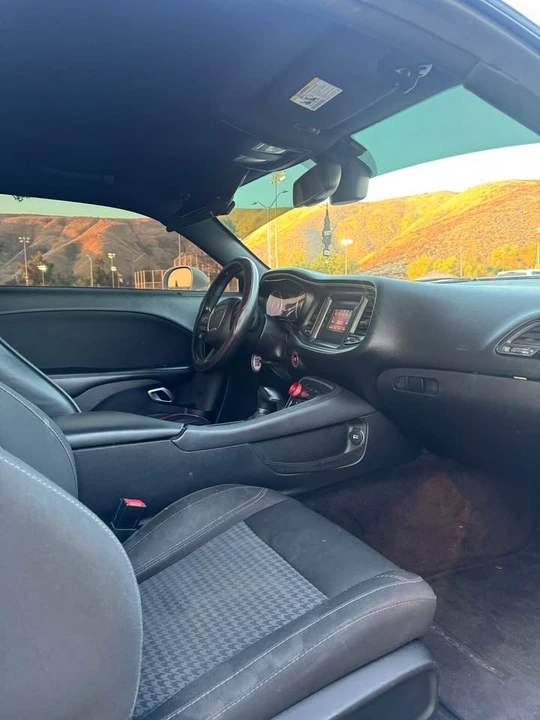 2016 Dodge Challenger 3rd Gen - Image 6 of 9