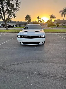 2016 Dodge Challenger Coupe 2D