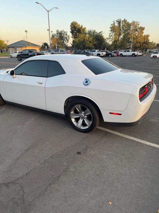 2016 Dodge Challenger 3rd Gen - Image 2 of 9