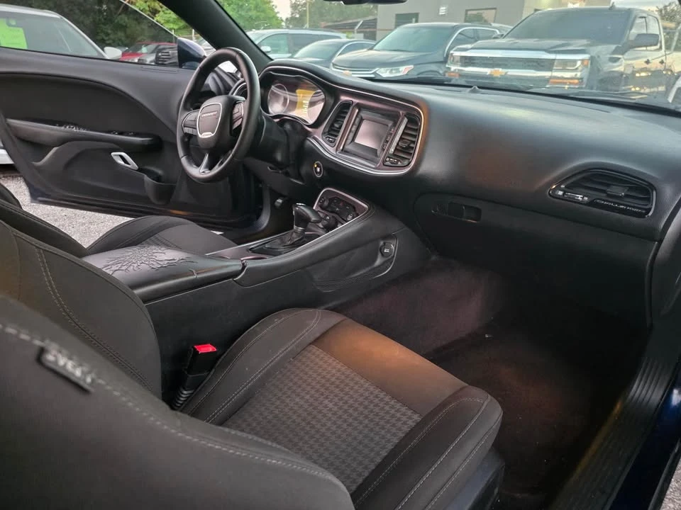 2016 Dodge Challenger 3rd Gen - Image 6 of 8
