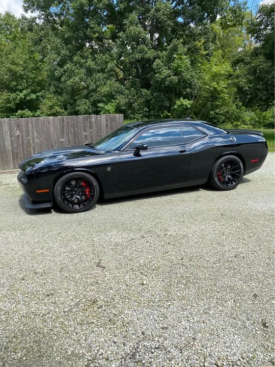 2016 Dodge Challenger SRT Hellcat 3rd Gen - Image 3 of 9