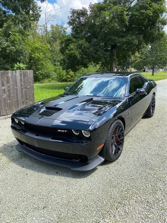 2016 Dodge Challenger SRT Hellcat 3rd Gen - Image 2 of 9