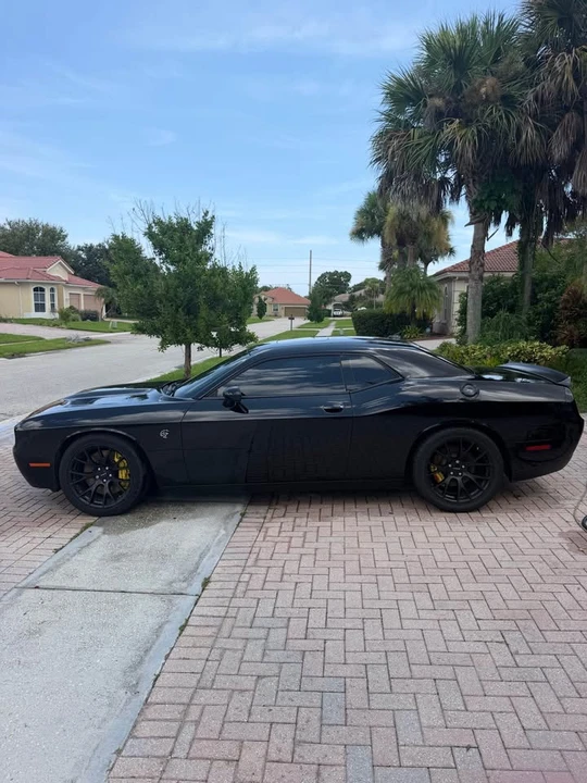 2016 Dodge Challenger SRT Hellcat 3rd Gen - Image 5 of 7