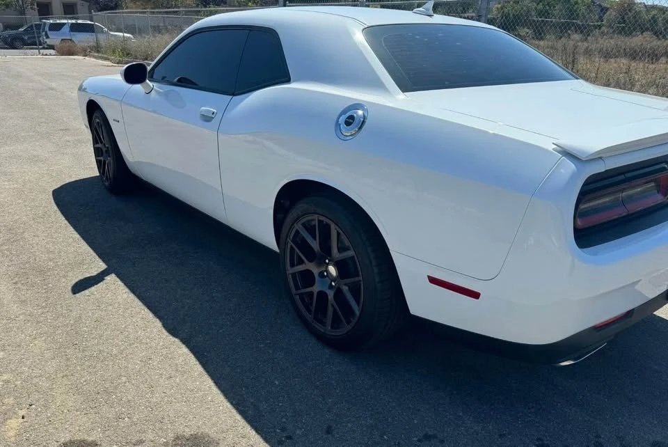 2016 Dodge Challenger 3rd Gen - Image 3 of 8