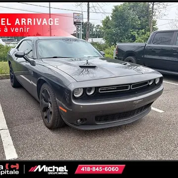 2016 Dodge Challenger SXT