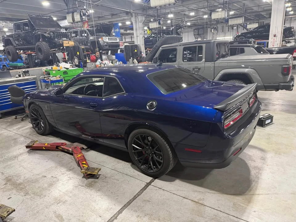 2016 Dodge Challenger 3rd Gen - Image 2 of 5