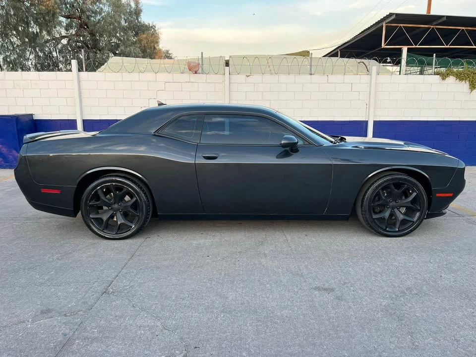 2016 Dodge Challenger 3rd Gen - Image 5 of 11
