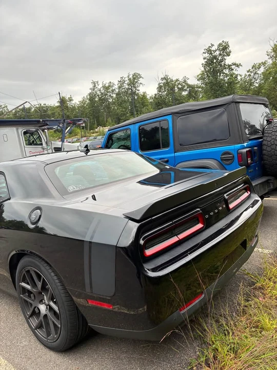 2016 Dodge Challenger 3rd Gen - Image 3 of 4