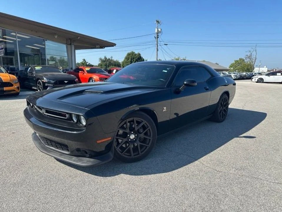 2016 Dodge Challenger 3rd Gen - Image 2 of 12