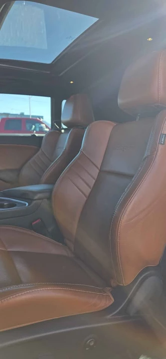 2016 Dodge Challenger 3rd Gen - Image 11 of 15