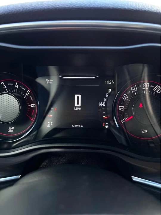 2016 Dodge Challenger 3rd Gen - Image 9 of 17
