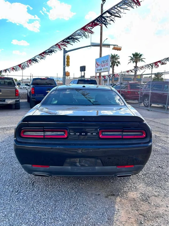 2016 Dodge Challenger 3rd Gen - Image 15 of 17