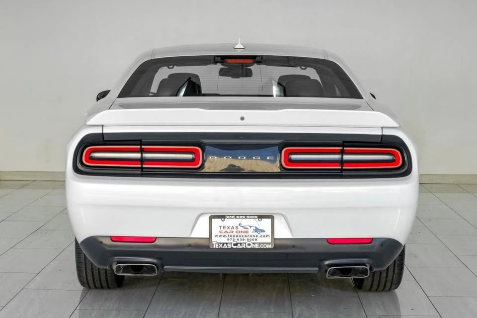 2016 Dodge Challenger 3rd Gen - Image 4 of 11