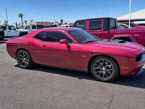 2016 Dodge Challenger R/T Shaker