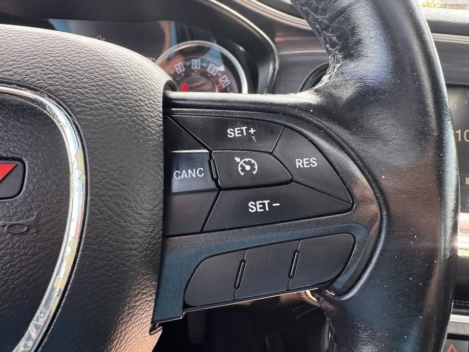 2016 Dodge Challenger 3rd Gen - Image 15 of 19