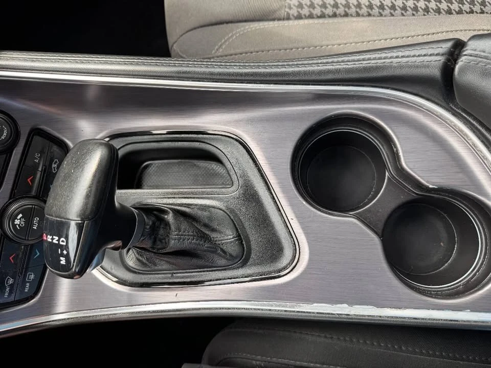 2016 Dodge Challenger 3rd Gen - Image 18 of 19