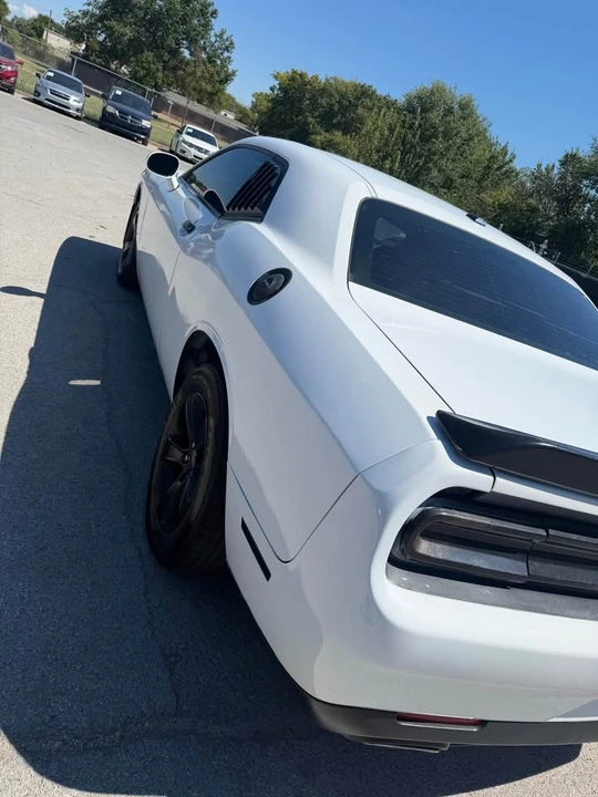 2016 Dodge Challenger 3rd Gen - Image 5 of 15