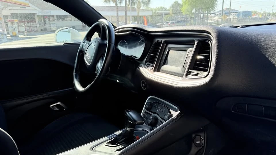 2016 Dodge Challenger 3rd Gen - Image 7 of 14