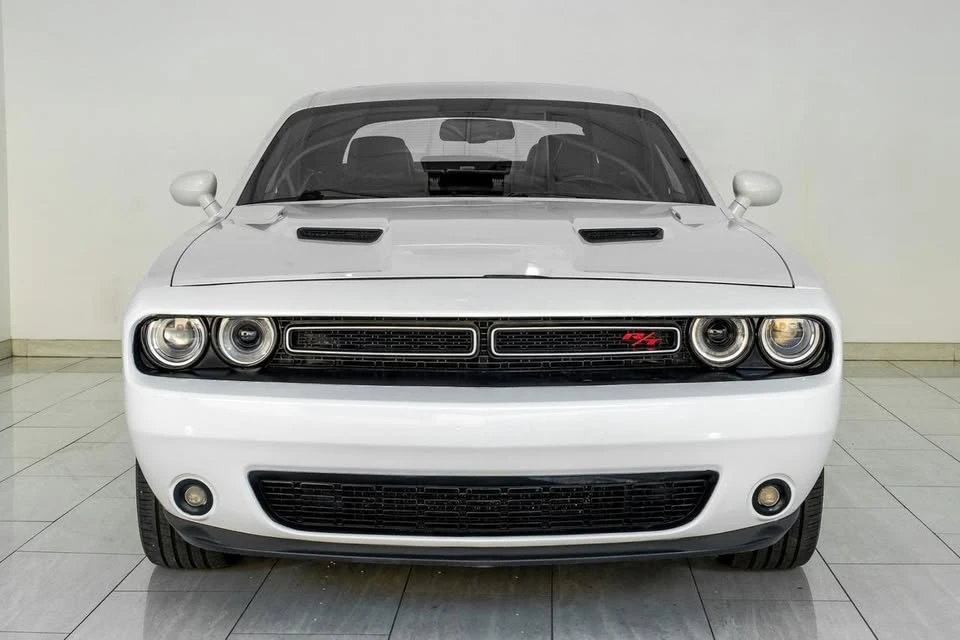 2016 Dodge Challenger 3rd Gen - Image 2 of 11