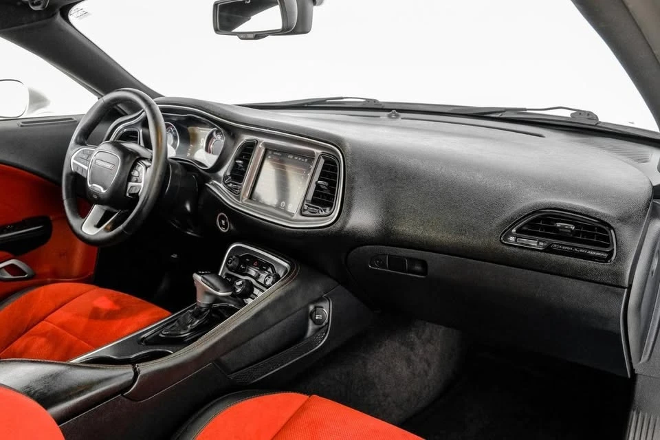 2016 Dodge Challenger 3rd Gen - Image 6 of 11