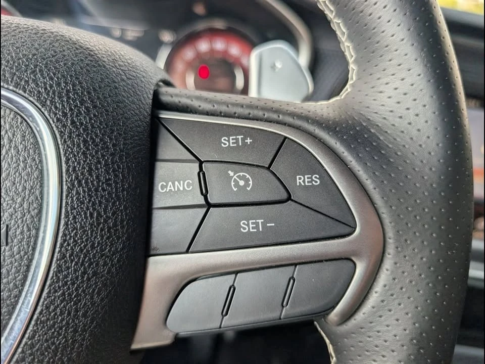 2016 Dodge Challenger 3rd Gen - Image 15 of 20