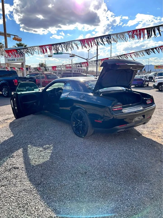 2016 Dodge Challenger 3rd Gen - Image 9 of 16