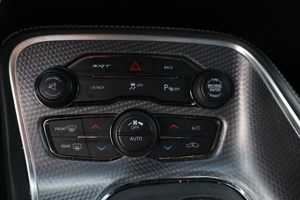 2016 Dodge Challenger 3rd Gen - Image 9 of 20