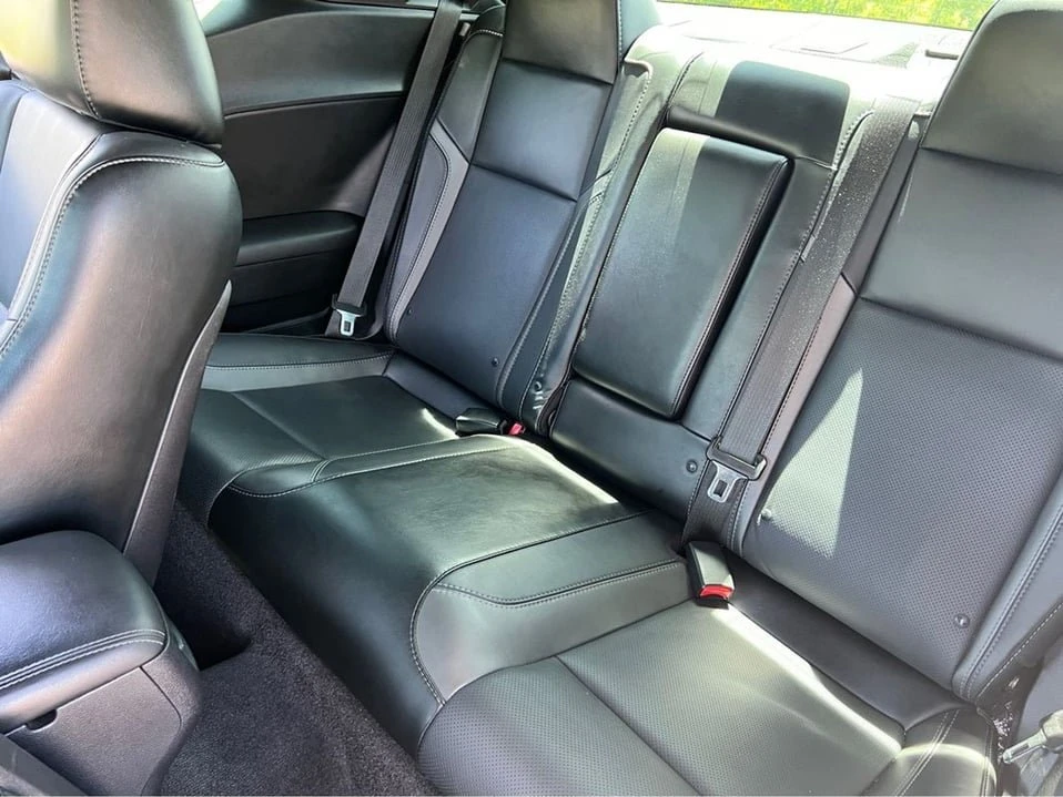 2016 Dodge Challenger 3rd Gen - Image 19 of 20