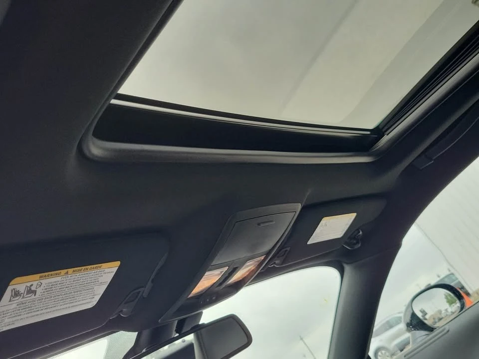 2016 Dodge Challenger 3rd Gen - Image 11 of 17