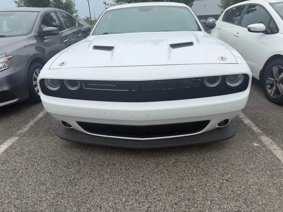 2016 Dodge Challenger 3rd Gen - Image 2 of 8