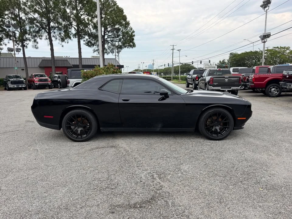 2016 Dodge Challenger 3rd Gen - Image 6 of 17
