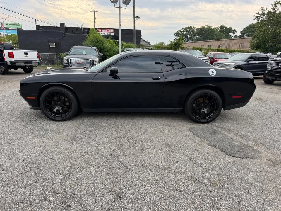 2016 Dodge Challenger 3rd Gen - Image 2 of 17