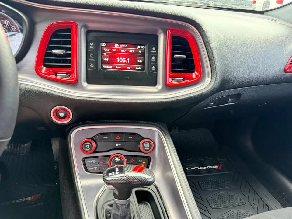 2016 Dodge Challenger 3rd Gen - Image 16 of 17