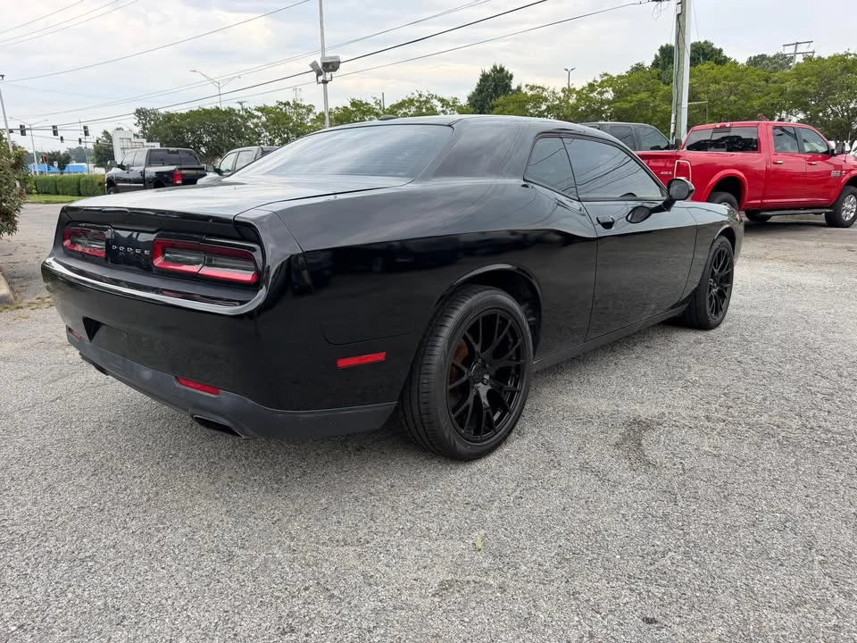 2016 Dodge Challenger 3rd Gen - Image 5 of 17