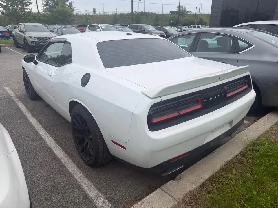 2016 Dodge Challenger 3rd Gen - Image 5 of 8
