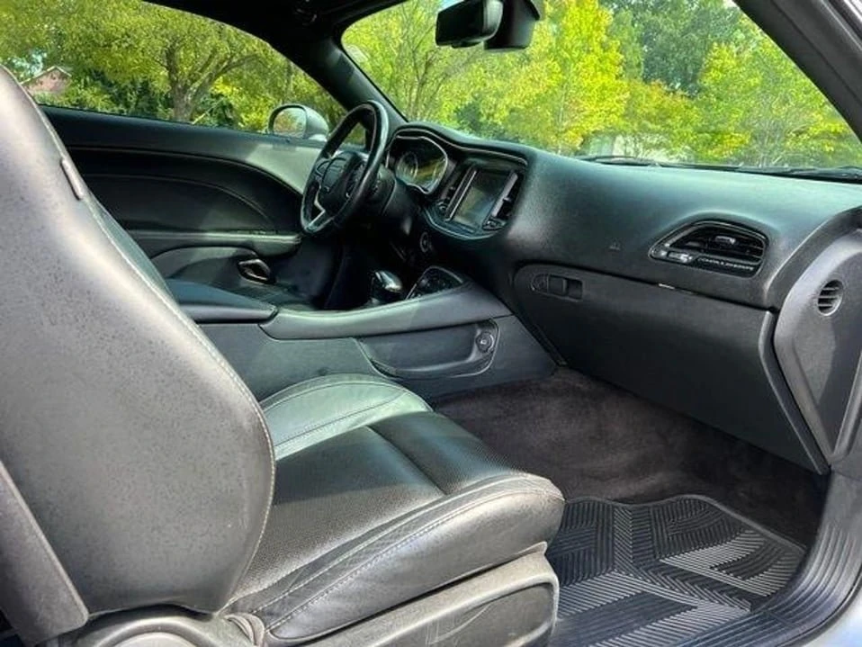 2016 Dodge Challenger 3rd Gen - Image 14 of 20