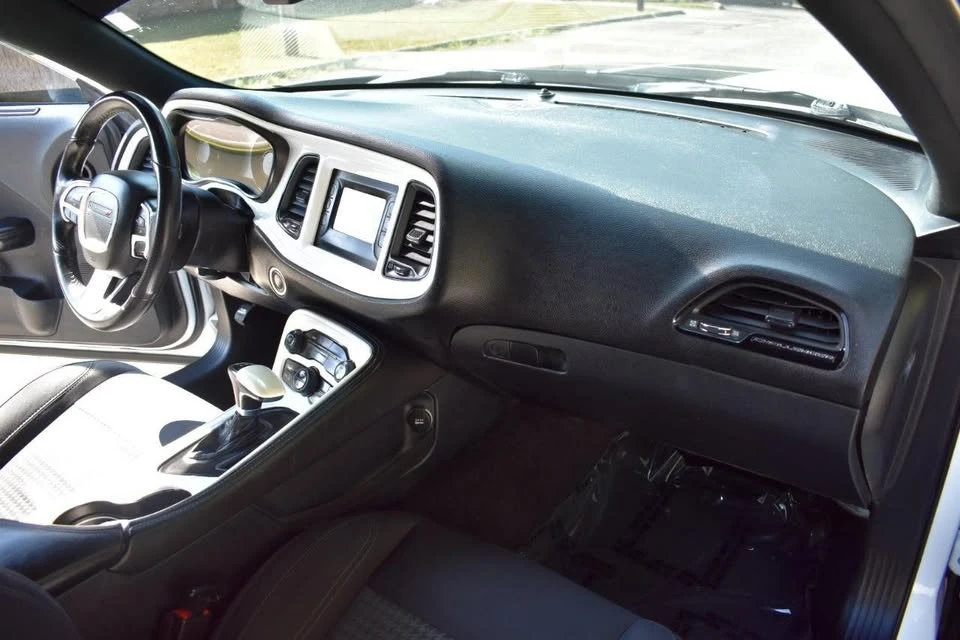2016 Dodge Challenger 3rd Gen - Image 14 of 20