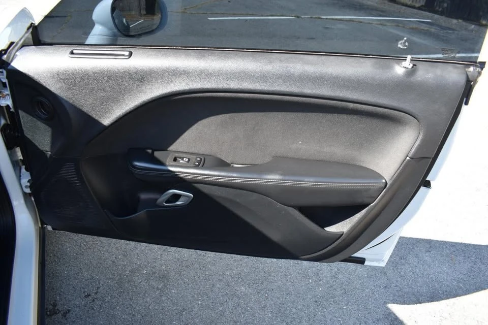 2016 Dodge Challenger 3rd Gen - Image 15 of 20